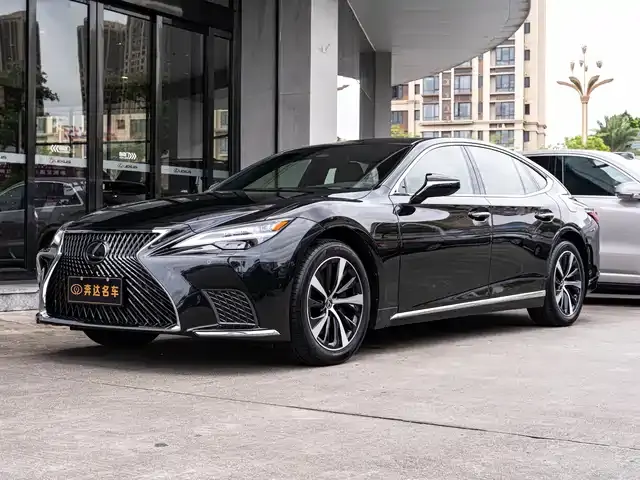 Lexus LS, 2026